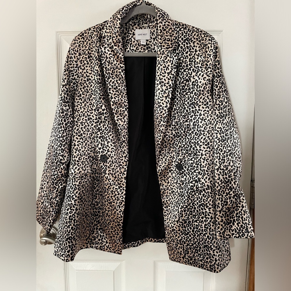 Nine West Black and Cream Leopard Satin Blazer Medium